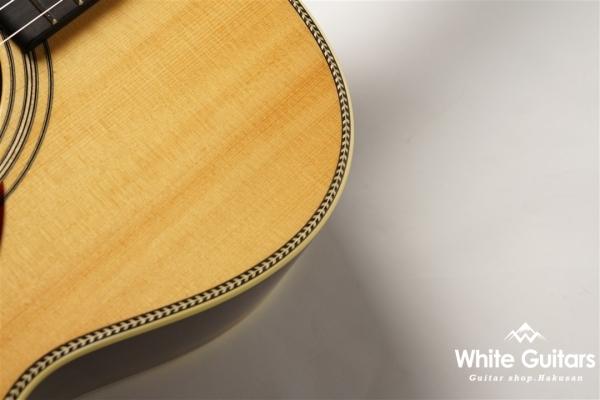 HO-555 Custom #Y36 - German Spruce/Madagascar Rosewood